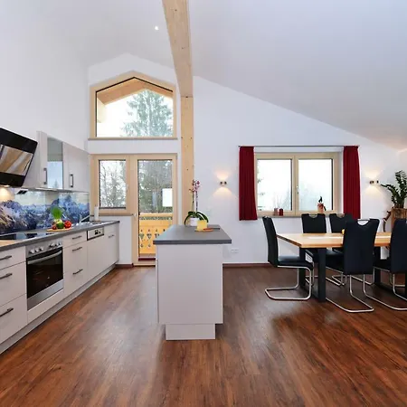 Fontain's Hus Apartman *