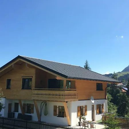 Fontain's Hus Apartman Riezlern