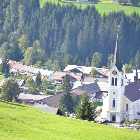 Fontain's Hus Apartman Riezlern
