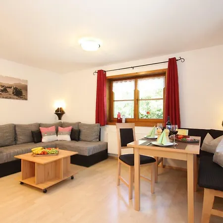 Apartman Fontain's Hus *